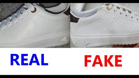 Real vs Fake Louis Vuitton white sneakers. How to spot fake 